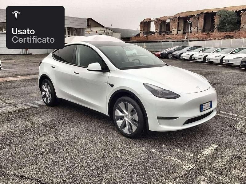 Usata Tesla Model Y Long Range AWD 258 kW (351 CV) 2021 Pearl white multicoat SUV