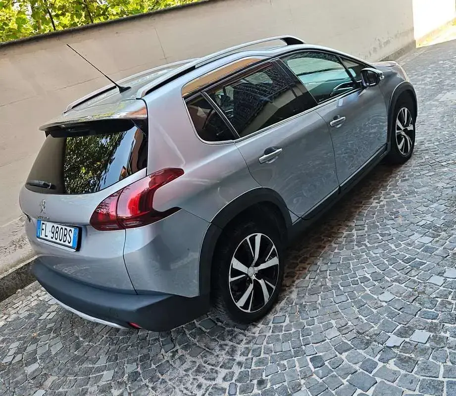 Usata Peugeot 2008 Allure 114 CV (83 kW) 2017 SUV