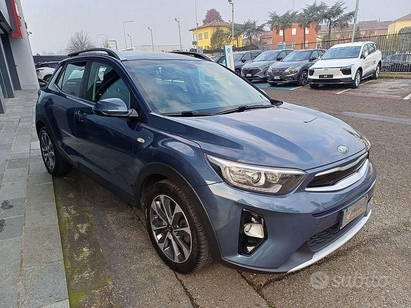 Usata Kia Stonic Style 110 CV (80 kW) 2018 Grigio SUV