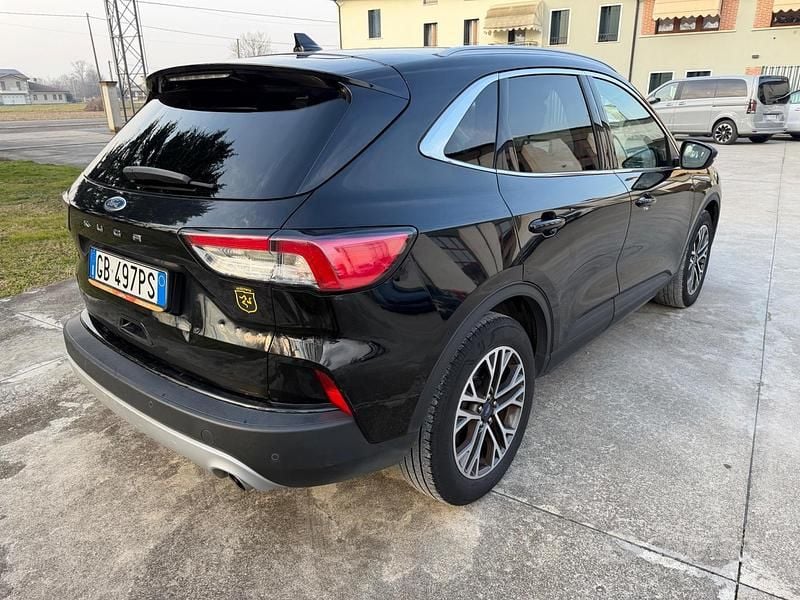 Usata Ford Kuga Business Edition 120 CV (88 kW) 2021 Nero SUV