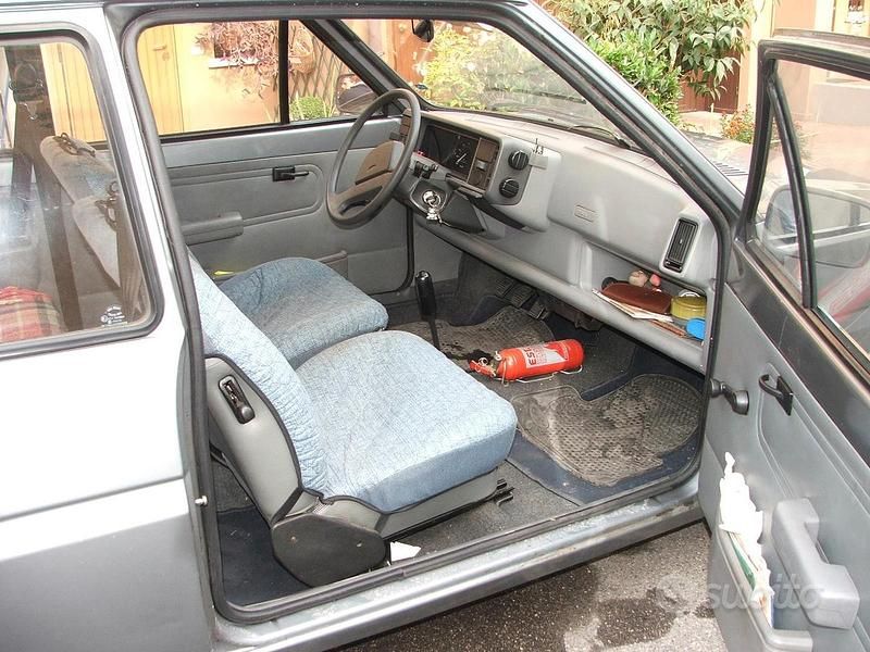 Usata Ford Fiesta 1984 Grigio Utilitaria