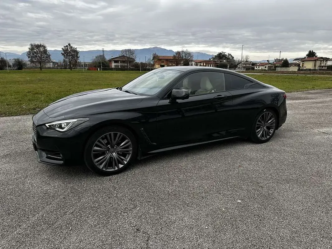 Usata Infiniti Q60 Premium 211 CV (155 kW) 2017 Coupé