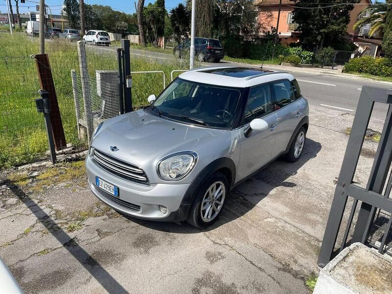 Usata Mini Countryman 111 CV (81 kW) 2015 Grigio SUV