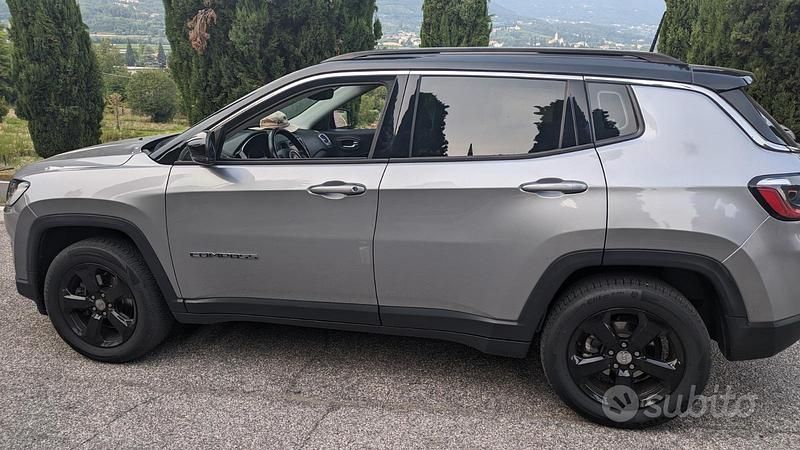Usata Jeep Compass Longitude 140 CV (102 kW) 2018 Grigio SUV