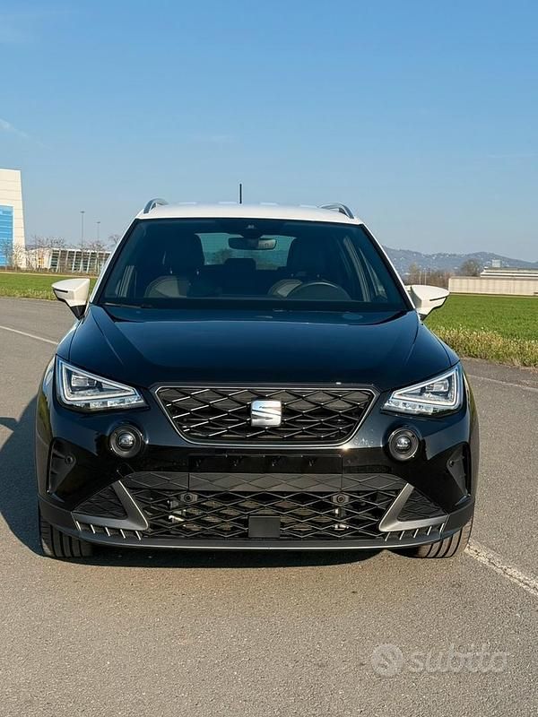 Usata Seat Arona FR 110 CV (80 kW) 2023 Nero SUV