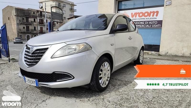 Usata Lancia Ypsilon 95 CV (69 kW) 2011 Utilitaria