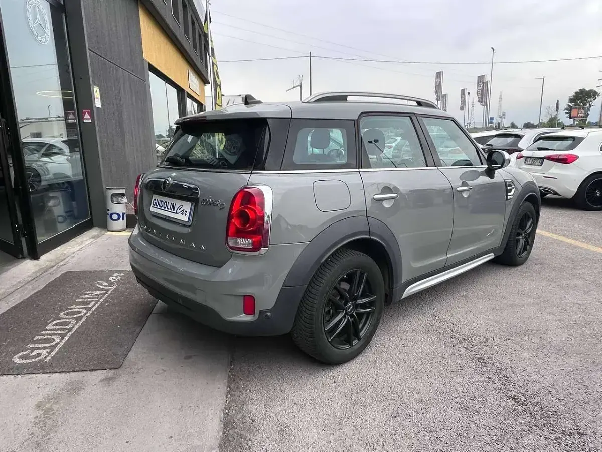 Usata Mini Cooper D Countryman 150 CV (110 kW) 2017 Grigio SUV