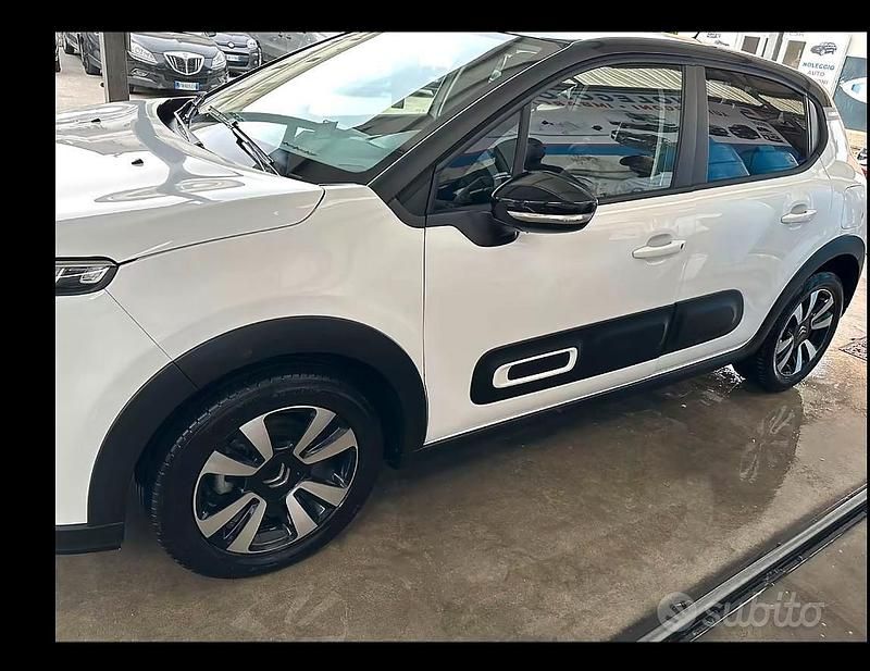 Usata Citroën C3 110 CV (80 kW) 2022 Bianco Utilitaria