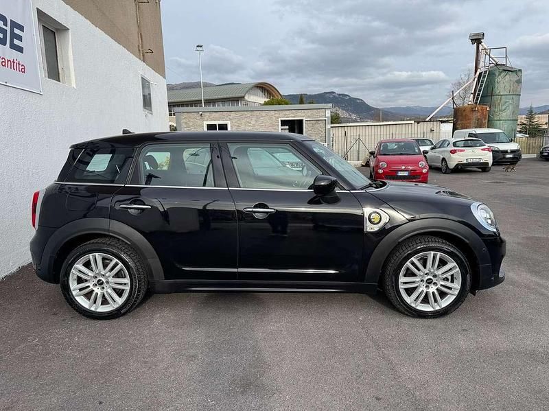 Usata Mini Cooper S Countryman Hype 136 CV (100 kW) 2019 Nero SUV