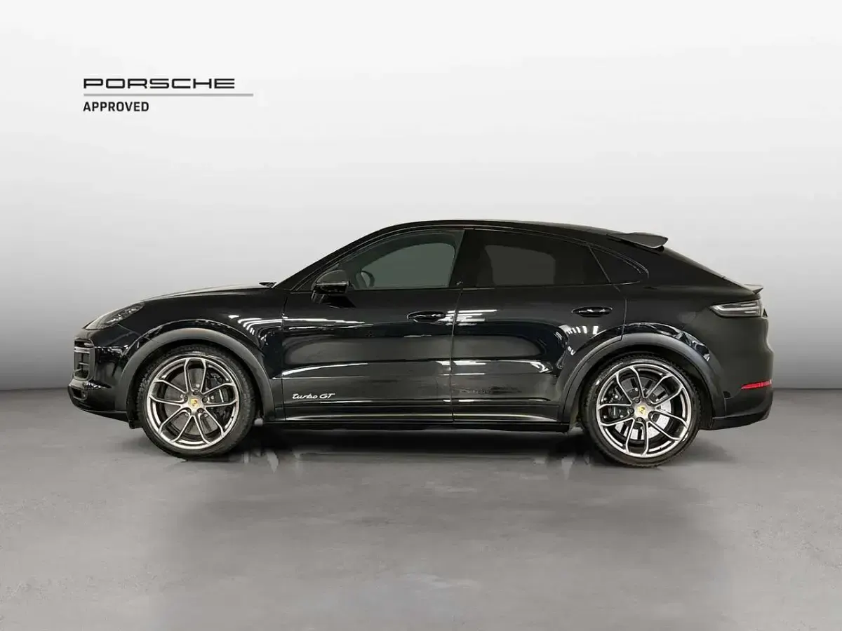 Usata Porsche Cayenne Turbo Coupe 640 CV (470 kW) 2023 Nero cromite Coupé