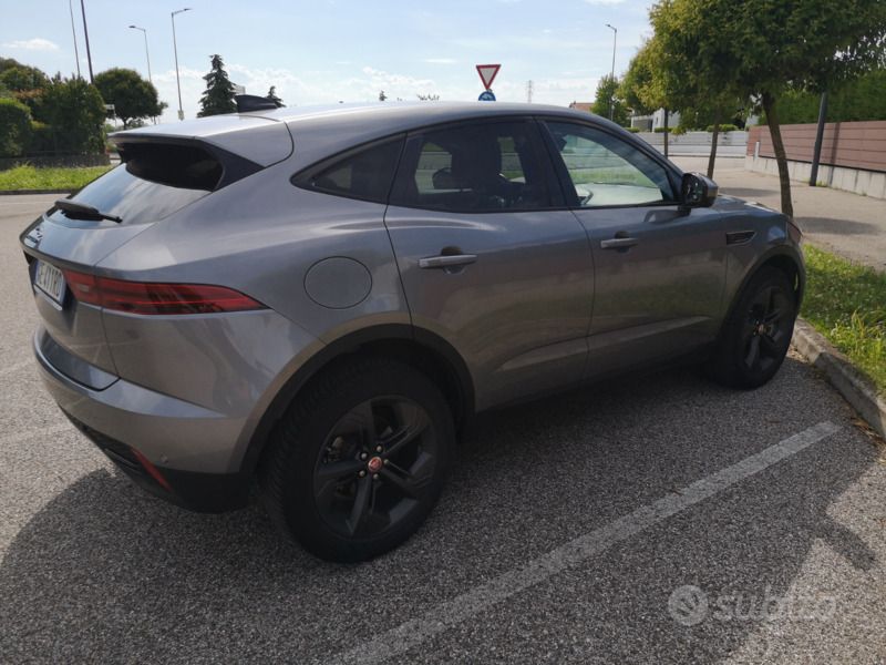 Usata Jaguar E-Pace S 200 CV (147 kW) 2021 Grigio SUV