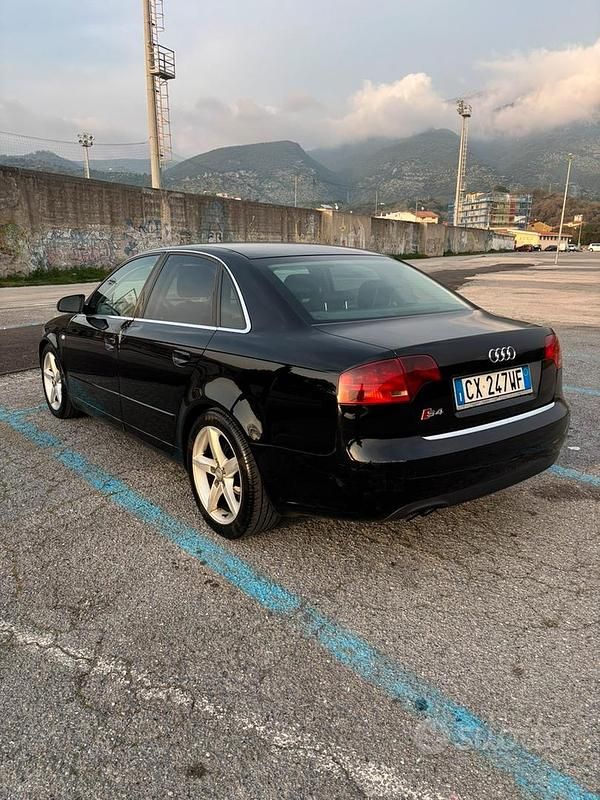 Usata Audi A4 140 CV (102 kW) 2005 Nero Berlina
