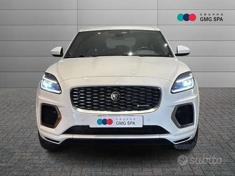 Usata Jaguar E-Pace R-Dynamic 204 CV (150 kW) 2022 Bianco SUV