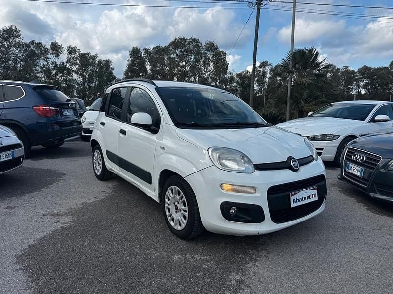 Usata Fiat Panda Lounge 74 CV (54 kW) 2015 Bianco Utilitaria
