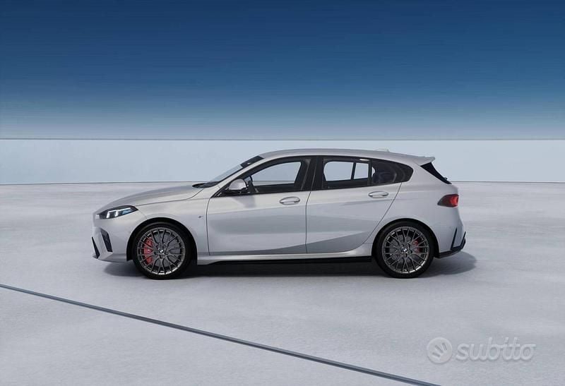 Nuova BMW 118 M Sport 150 CV (110 kW) 2025 Grigio Utilitaria