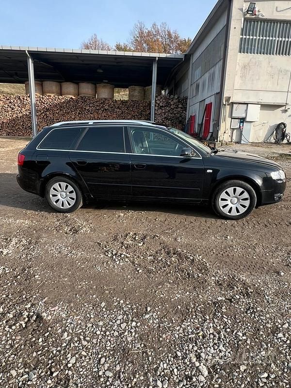 Usata Audi A4 170 CV (125 kW) 2007 Grigio Berlina