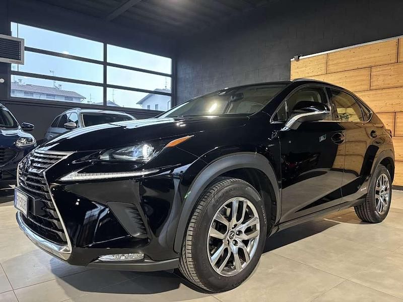Nero Usata 2019 Lexus NX300h Executive Line SUV | 22.990 € (Ottimo prezzo) - Immagine 1/4