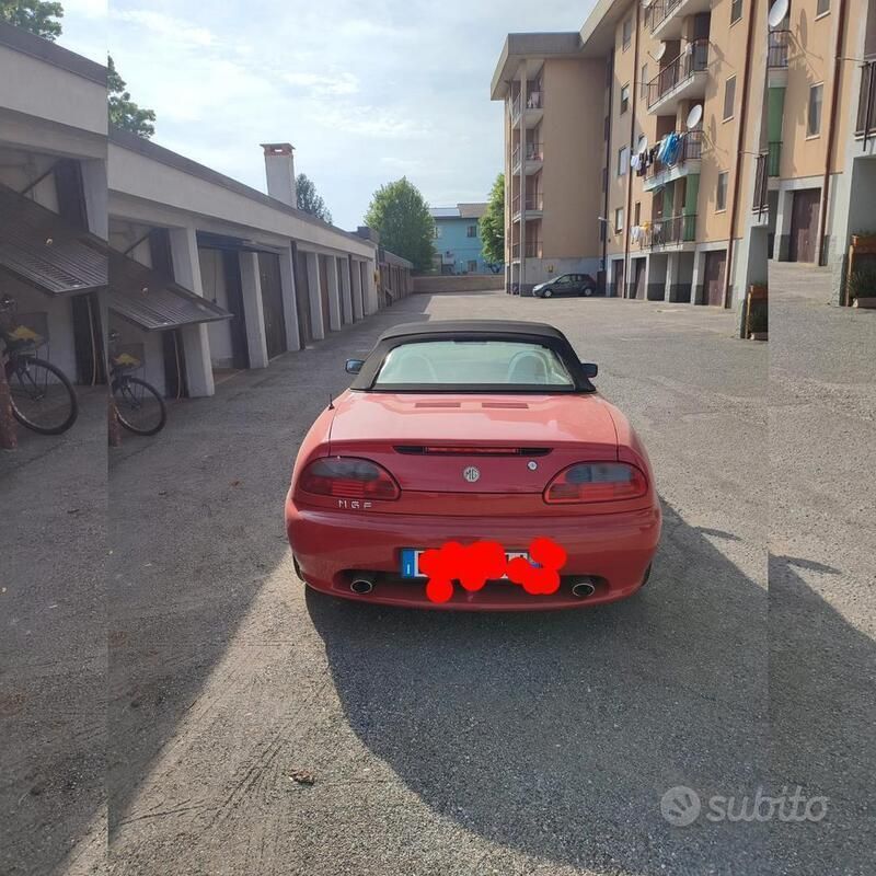 Usata MG F 120 CV (88 kW) 2001 Rosso Cabrio