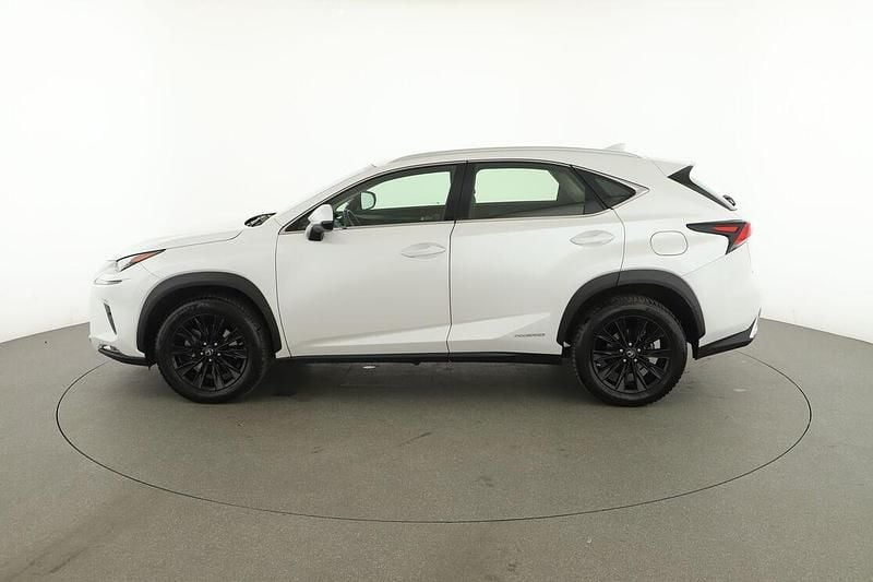 Usata Lexus NX300h E-FOUR 197 CV (144 kW) 2020 Bianco SUV