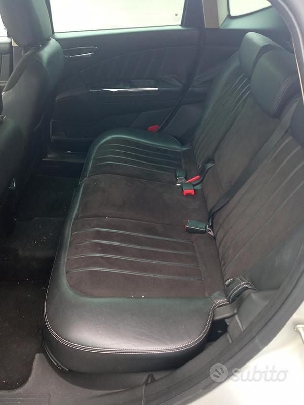 Usata Lancia Delta 120 CV (88 kW) 2011 Grigio Utilitaria