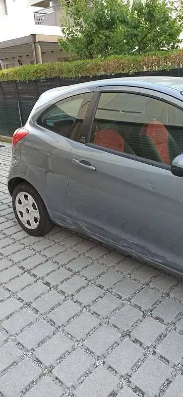 Usata Ford Ka 69 CV (50 kW) 2012 Grigio Utilitaria