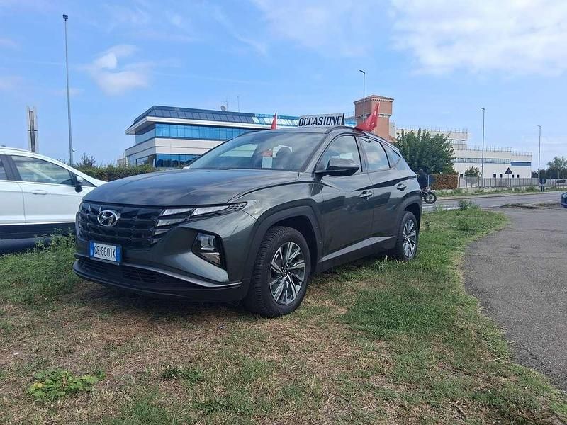 Grigio Usata 2021 Hyundai Tucson SUV | 17.900 € (Buon prezzo) - Immagine 1/4