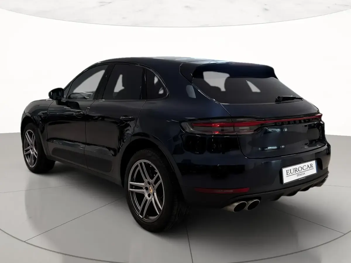 Usata Porsche Macan 354 CV (260 kW) 2020 N5 blu notte metallizzato SUV