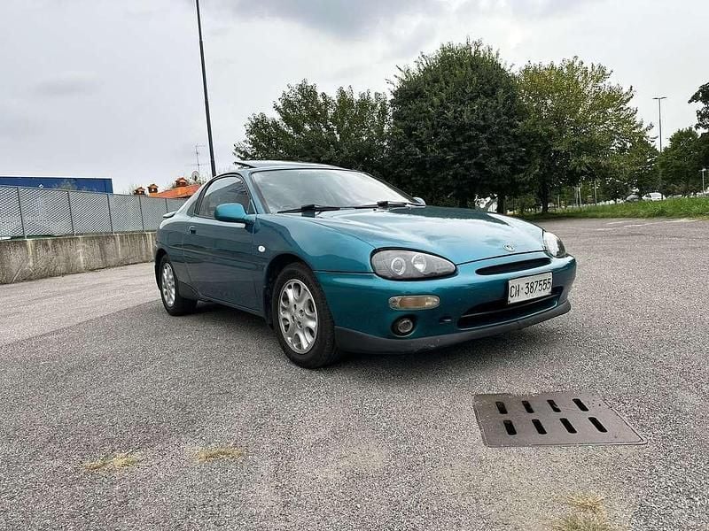Verde Usata 1992 Mazda MX3 Coupé | 11.900 € - Immagine 1/4