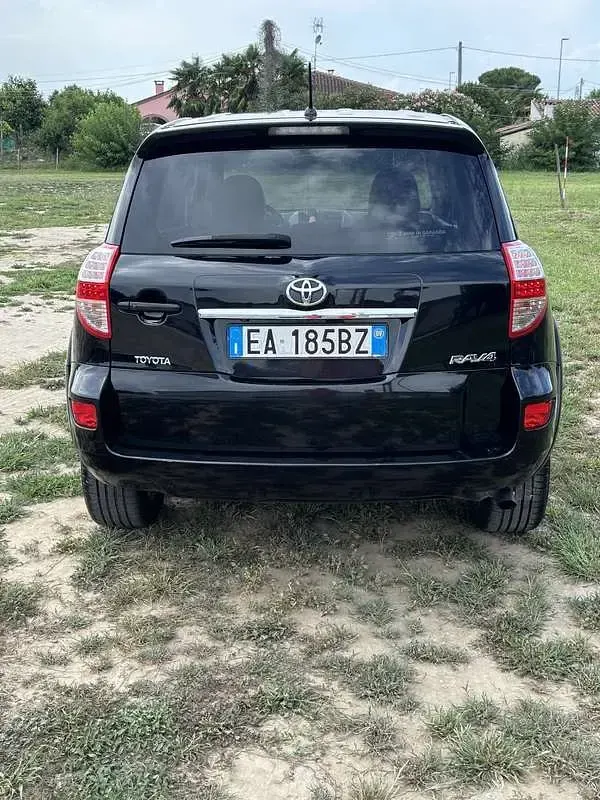 Usata Toyota RAV4 Luxury 150 CV (110 kW) 2009 SUV