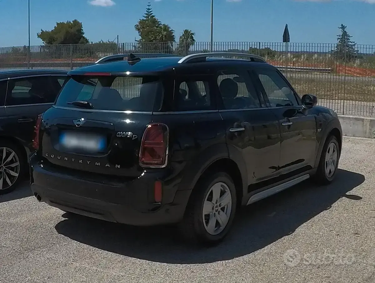 Usata Mini Cooper D Countryman Business 150 CV (110 kW) 2021 Nero SUV