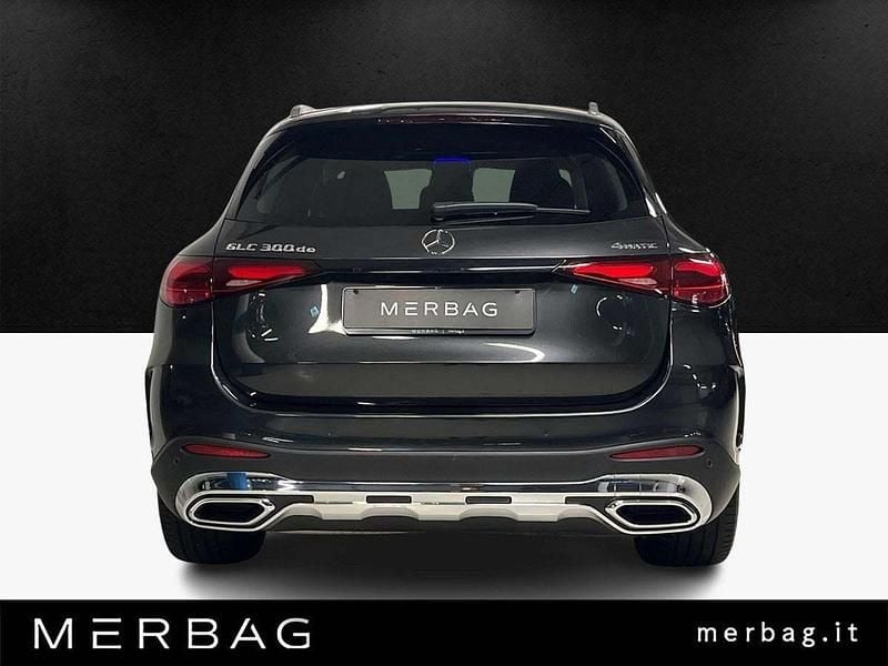 Usata Mercedes GLC300 Advanced 197 CV (144 kW) 2023 Grigio SUV