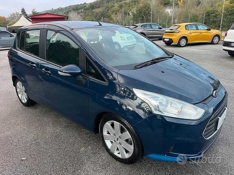 Usata Ford B-MAX Business Edition 75 CV (55 kW) 2015 Blu Monovolume