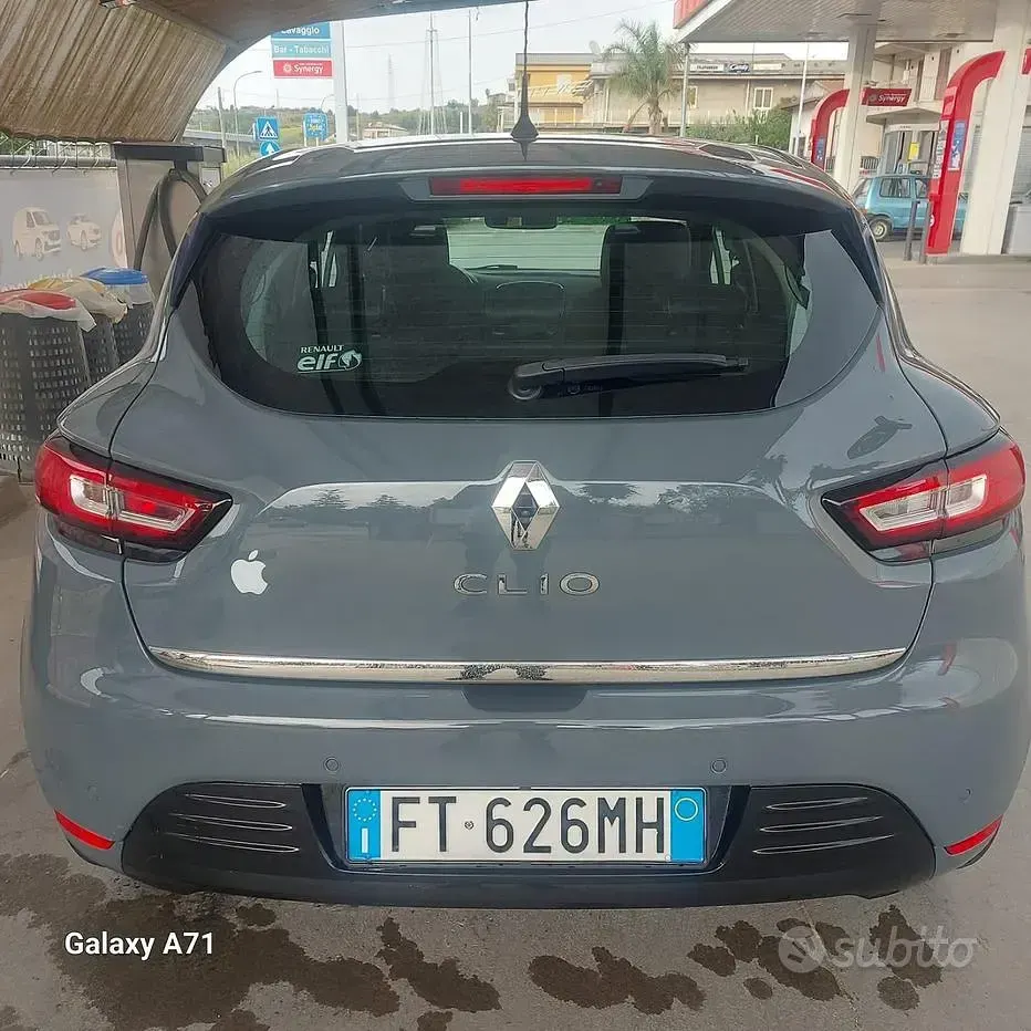 Usata Renault Clio IV Intens 90 CV (66 kW) 2019 Grigio Berlina