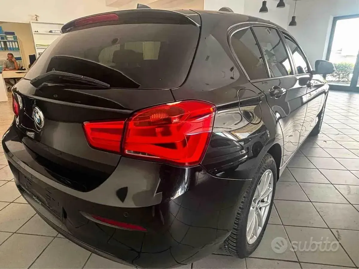 Usata BMW 116 Advantage 109 CV (80 kW) 2016 Nero Utilitaria