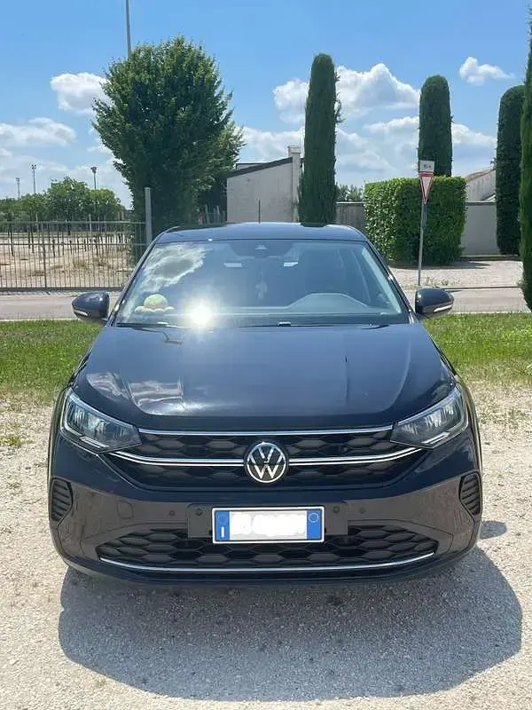 Usata VW Taigo Life 110 CV (80 kW) 2023 Nero SUV