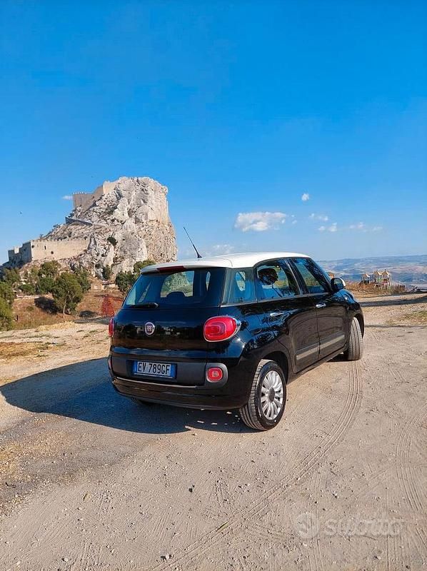 Usata 2014 Fiat 500L Monovolume | 6150 € (Super prezzo) - Immagine 1/4