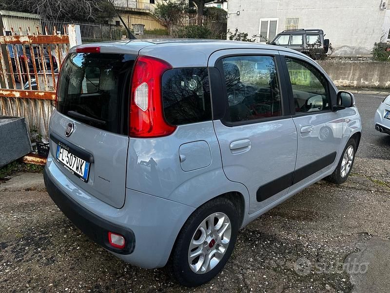 Usata Fiat Panda Lounge 95 CV (69 kW) 2018 Grigio Utilitaria