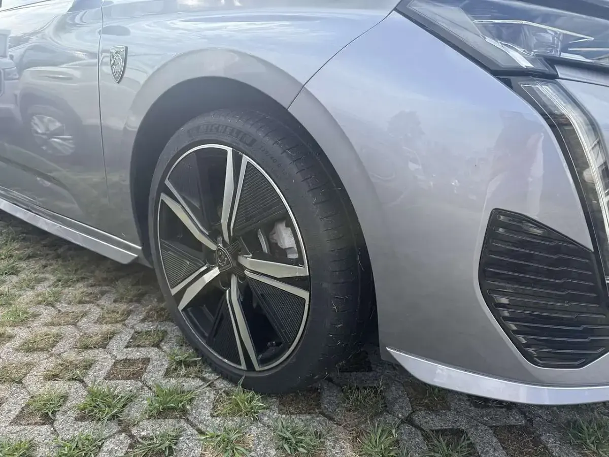 Usata Peugeot 308 SW GT 136 CV (100 kW) 2025 Grigio Station wagon
