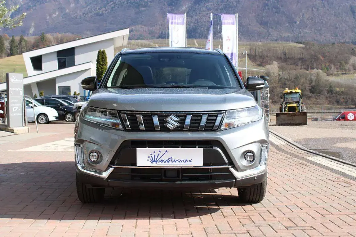 Usata Suzuki Vitara 114 CV (83 kW) 2023 Grigio SUV