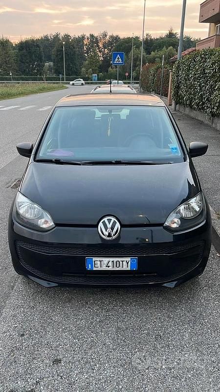 Usata VW up! 60 CV (44 kW) 2014 Nero Utilitaria