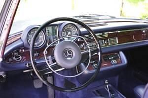Usata Mercedes 280 SE 200 CV (147 kW) 1971 Argento Coupé