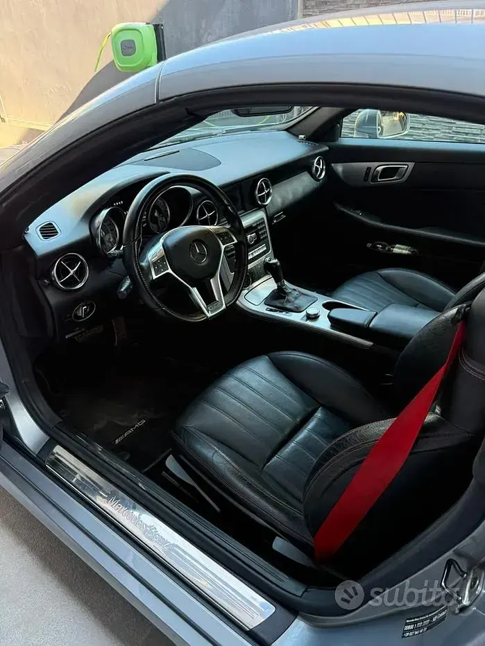 Usata Mercedes SLK200 Premium 184 CV (135 kW) 2012 Grigio Cabrio