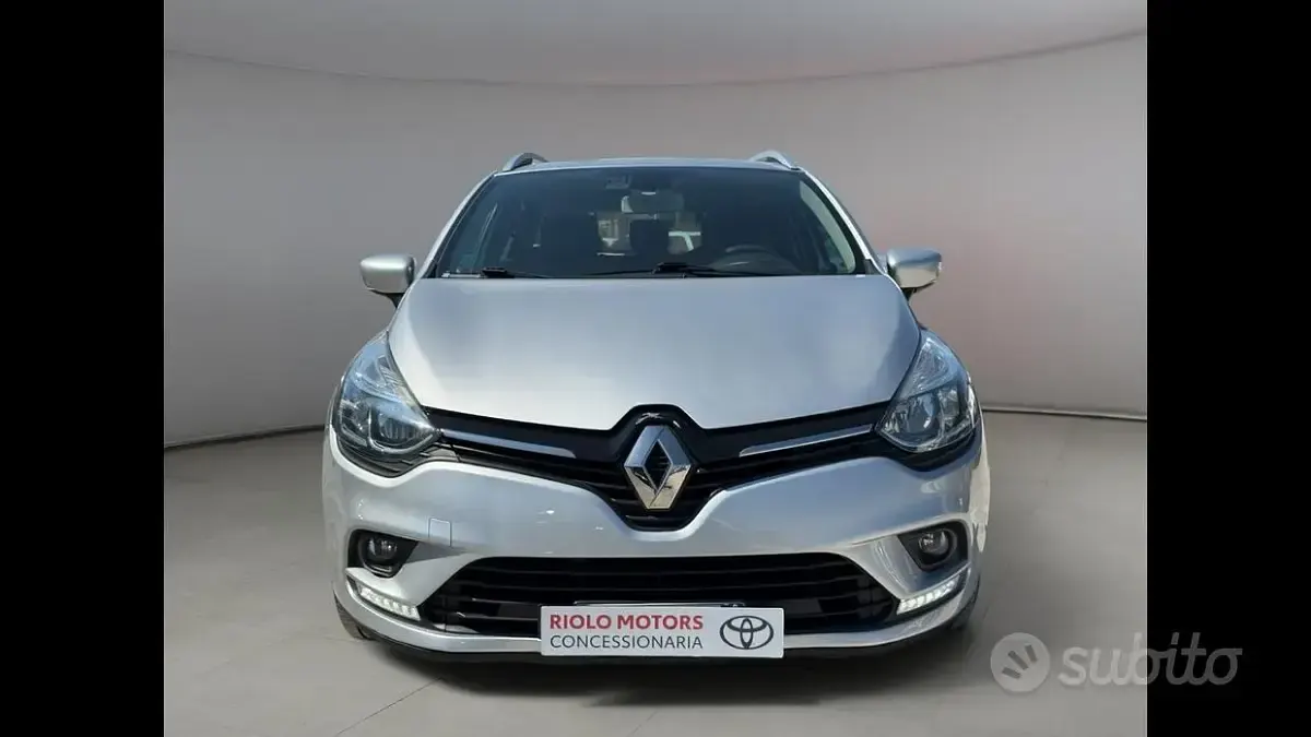 Usata Renault Clio 90 CV (66 kW) 2017 Grigio Station wagon