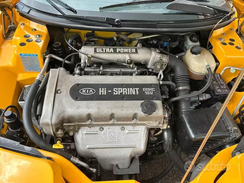 Usata Lotus Elan 136 CV (100 kW) 2000 Giallo Cabrio