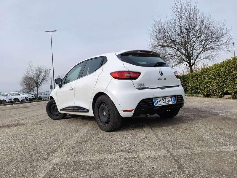 Usata Renault Clio IV 90 CV (66 kW) 2018 Berlina
