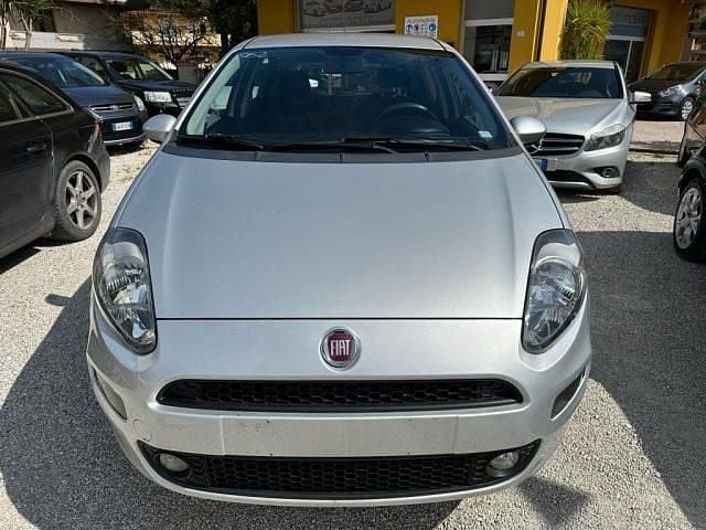 Usata Fiat Punto Street 80 CV (58 kW) 2013 Argento metallizzato Utilitaria