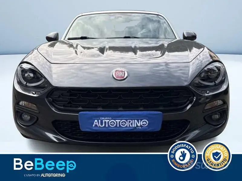 Usado Fiat 124 Spider Lusso 140 HP (102 kW) 2019 Cinzento Cabrios