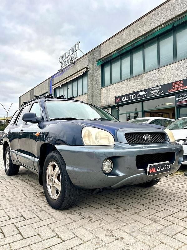 Usata Hyundai Santa Fe GLS 112 CV (82 kW) 2004 Blu SUV