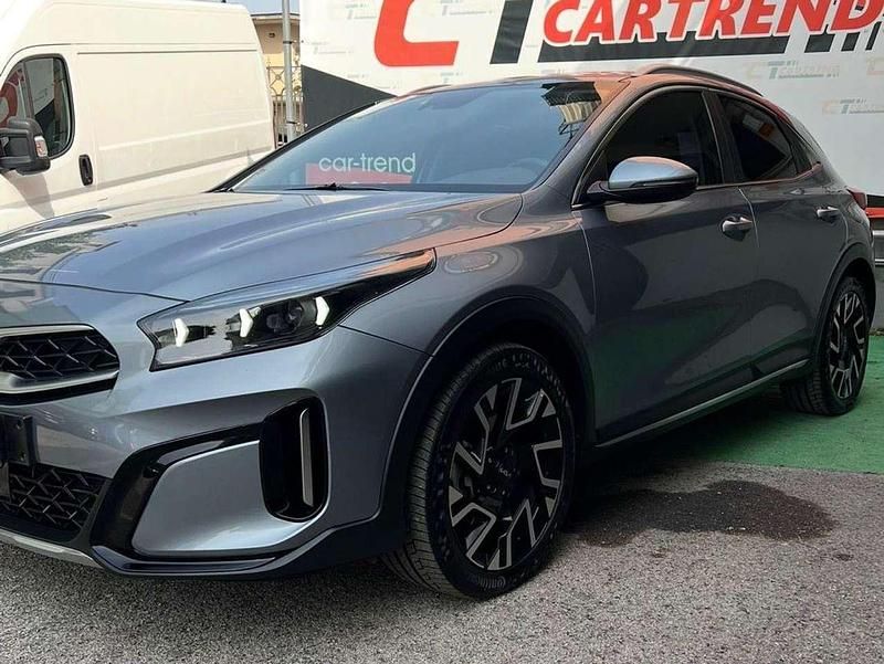 Usata Kia XCeed 136 CV (100 kW) 2022 Grigio SUV