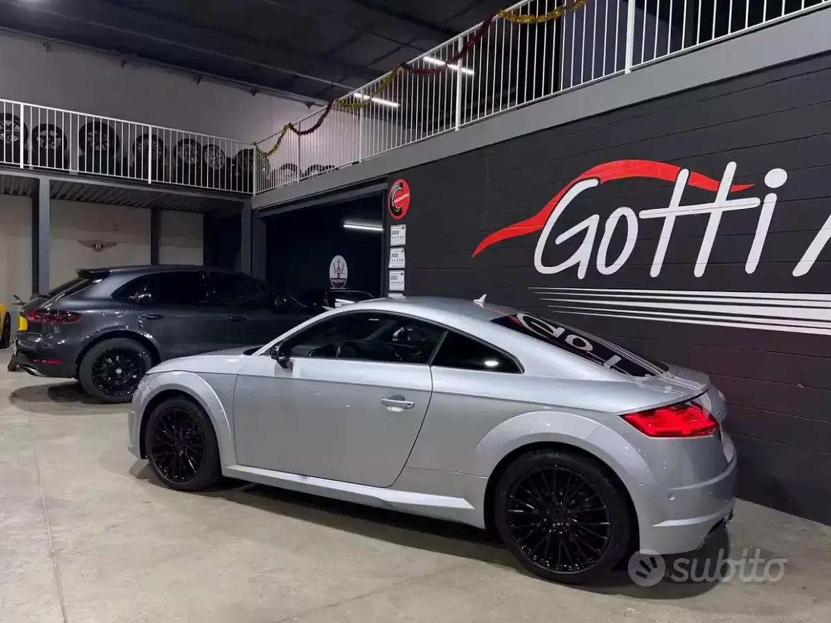 Begagnad Audi TT S-Line 230 HK (169 kW) 2014 Grå Sportkupé